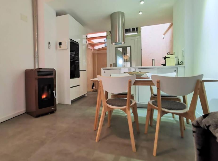 New! Renovated House With Terrace In Cambrils Villa Exterior photo